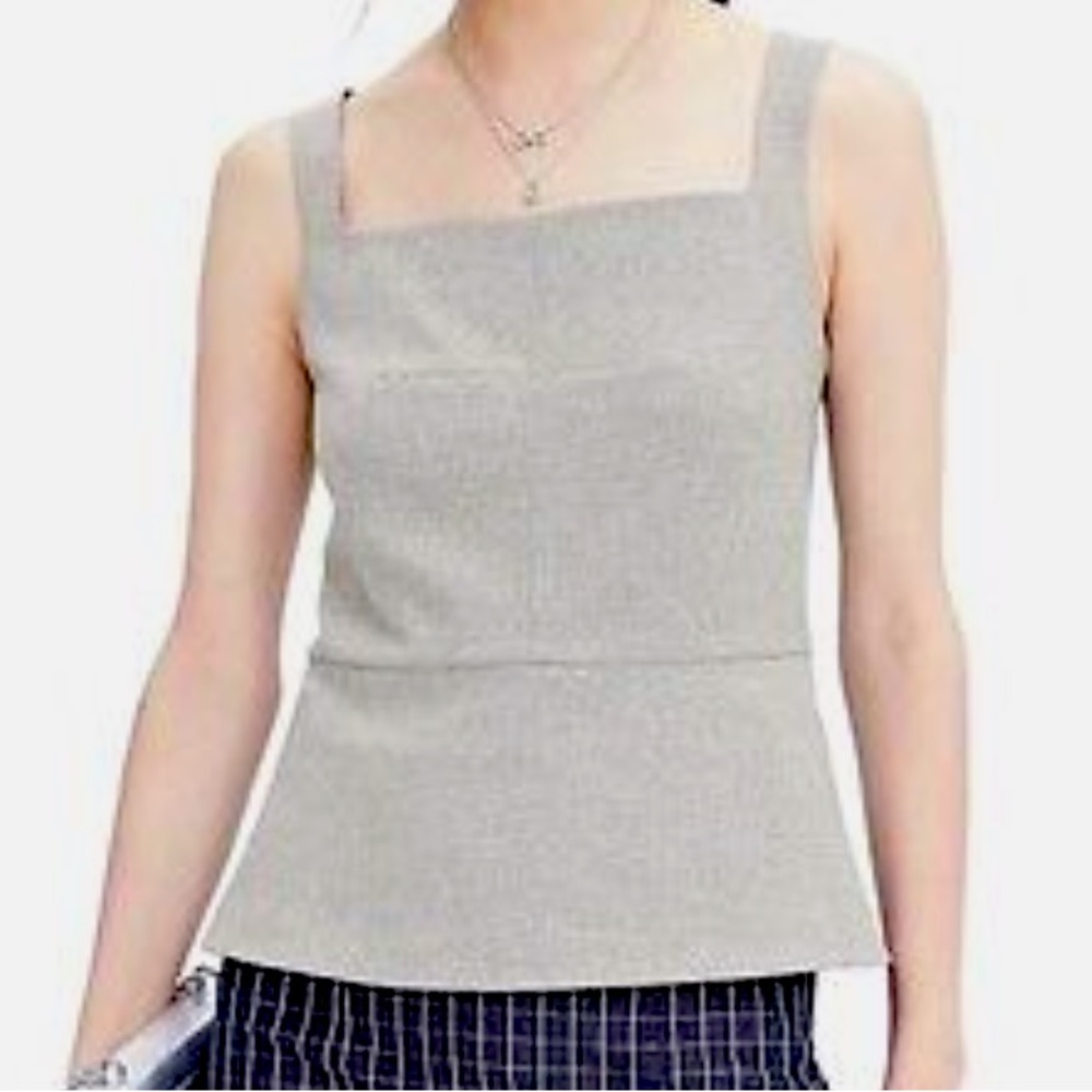 Banana Republic Lightweight Wool Flannel Peplum Tank Top Light Grey (size 8)